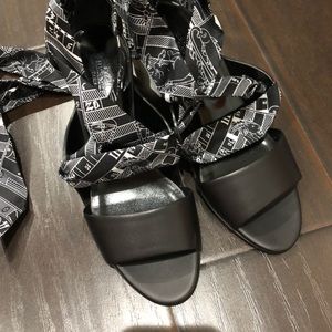 Hermes Torsade Astrologie Print Silk/Calfskin/sandal